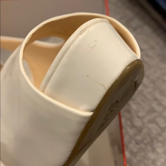 Brand new Guess White Sexy Heels - Picture 5 of 5